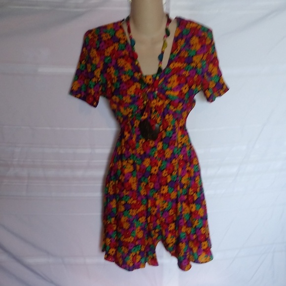 Fashion Romper. Size 8 - Picture 5 of 5
